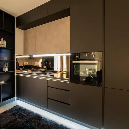 Luxury Vagabundo 1 Free Parking تروغير