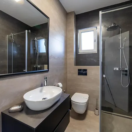 Apartment Luxury Vagabundo 1 Free Parking Trogir